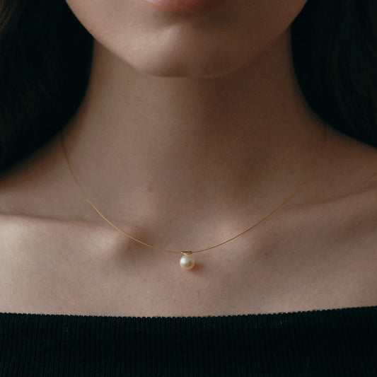 Invisible Chain Freshwater Pearl Necklace