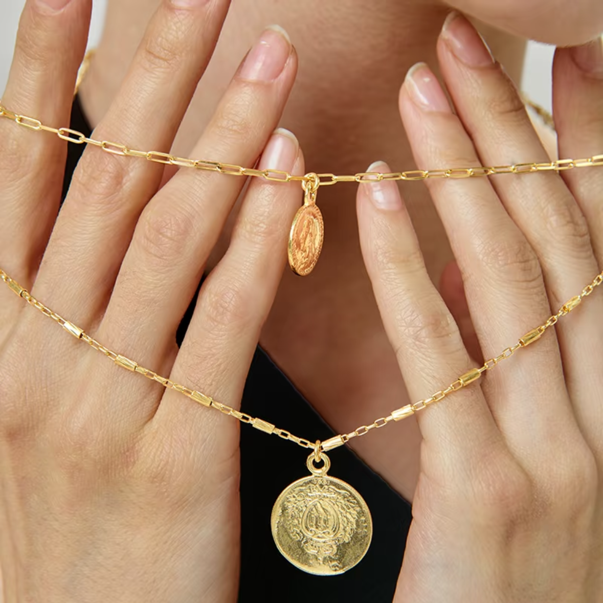Layered Roman Coin Necklace | S925 Sterling Silver 18K Gold Multi-Chain Pendant | Declaras